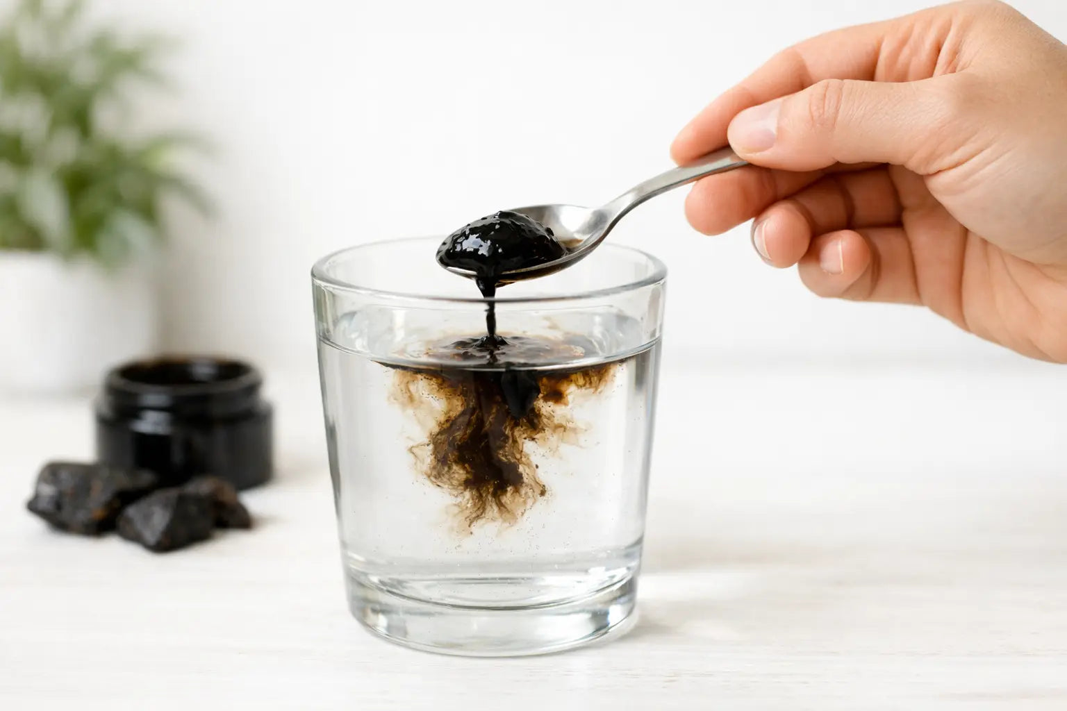 how to take shilajit resin with warm water or milk